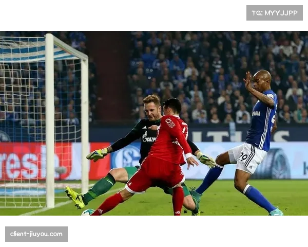 波鸿与科隆的保级六分之战 两队主帅布切特与舒马赫的换人时机对比 波鸿与科隆的保级六分之战 两队主帅布切特与舒马赫的换人时机对比