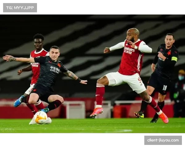 卡迪斯处子球展现支点价值 三镇新中锋对抗成功率亮眼 卡迪斯处子球展现支点价值 三镇新中锋对抗成功率亮眼